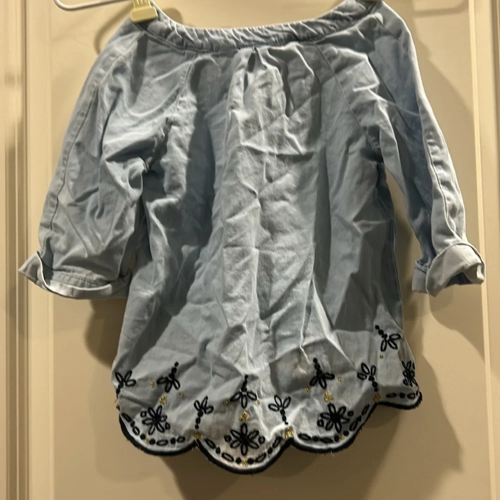 Cynthia Rowley Embroidered chambray light denim dress scalloped hem size 24 M